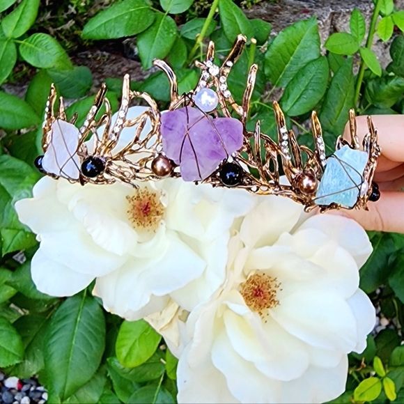 Handmade Crown Amethyst, Flourite & White Quartz Raw Crystals Gold Branc… - Picture 4 of 10
